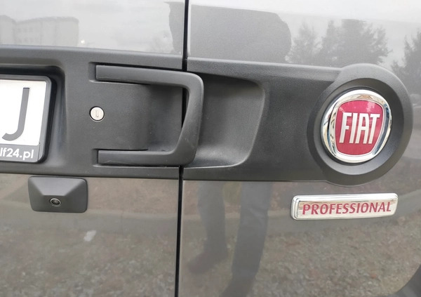 Fiat Doblo cena 106887 przebieg: 34604, rok produkcji 2022 z Gliwice małe 379